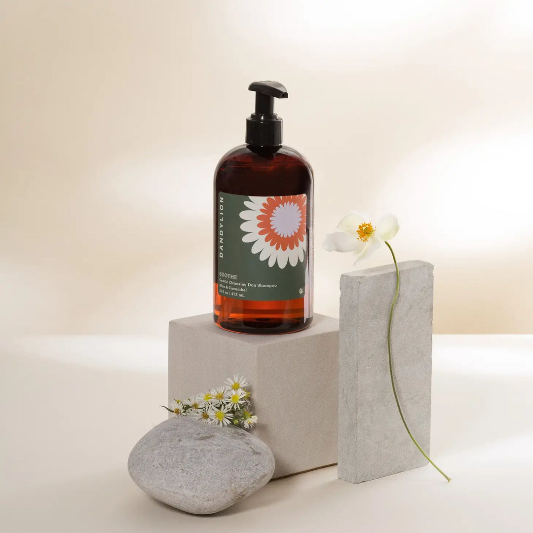 Soothe Gentle Cleansing Dog Shampoo 16oz