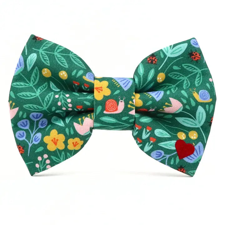 Dubdog Designs Petal Pals Bow Tie Attachment for Collar