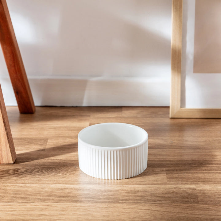 Park Life Designs White Jardin Ribbed Pet Bowl with Matte Exterior - Small