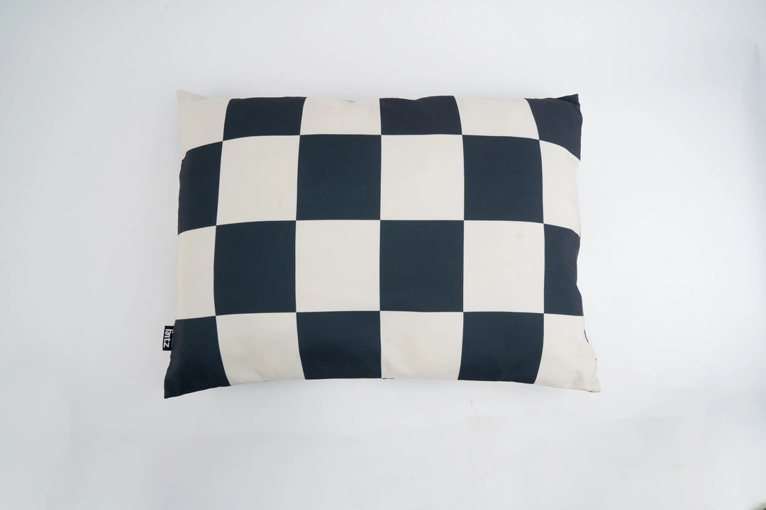Fritz Bed Black Checkered