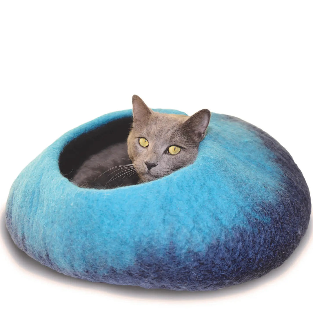 Navy & Turquoise Ombre Wool Pet Cave